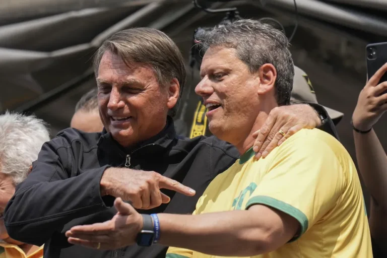 bolsaro e tarcisio