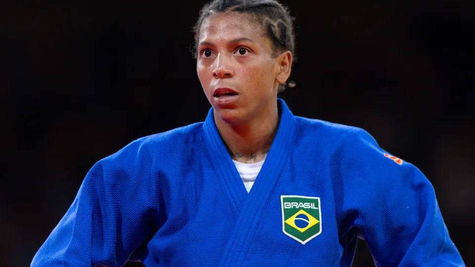 #PARA TODOS VEREM: Rafaela Silva, disputará o Campeonato Mundial em nova categoria: meio-médio (-63 Kg)