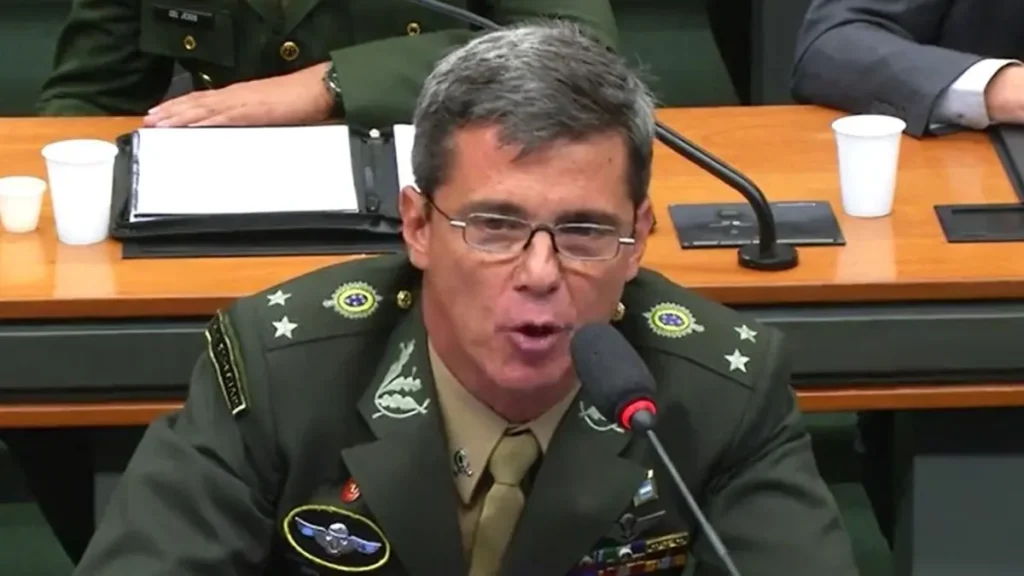 #PARA TODOS VEREM: O general da reserva Mário Fernandes afirmou ao STF nesta quinta-feira (24) que o com plano para matar autoridades era de sua autoria.