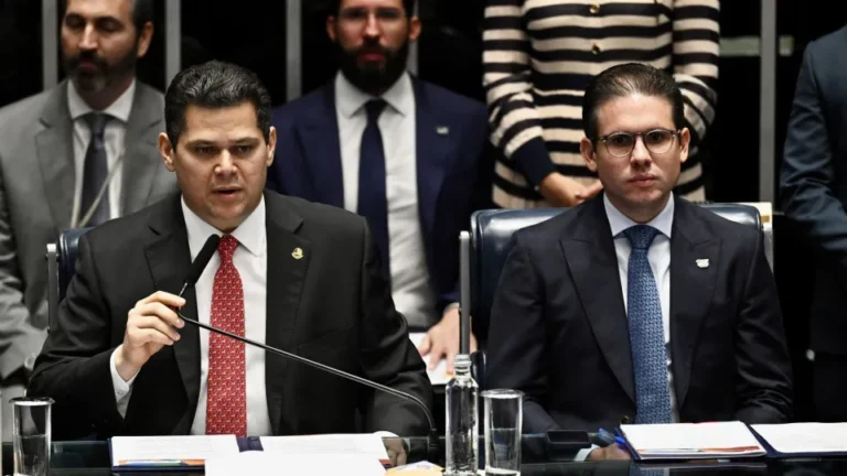 alcolumbre e motta