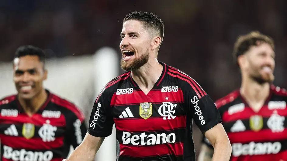 Brasileirão - Jorginho comemora gol marcado no último jogo do Flamengo